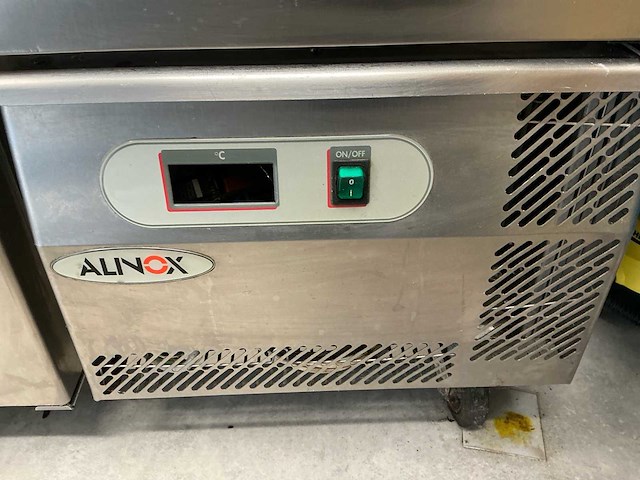 Alinox koelwerkbank - afbeelding 2 van  4