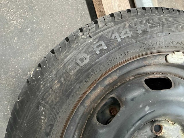 Alko as met 2 banden op velg - afbeelding 4 van  5