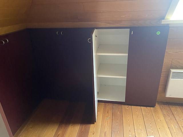 Alle kasten zolder - afbeelding 2 van  6