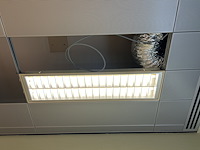 Alle plafondpanelen inlcusief verlichting - r2 (220m²) - afbeelding 6 van  7