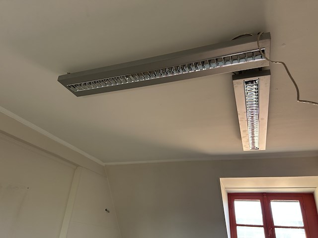 Alle verlichting gang + kamers r2 - afbeelding 1 van  6