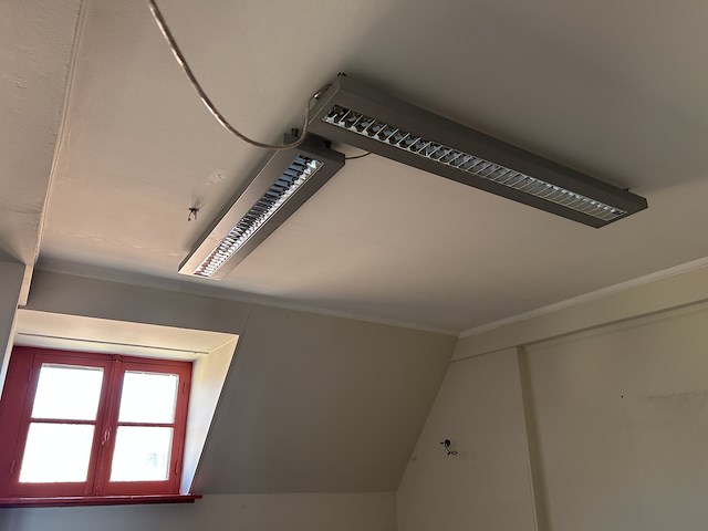 Alle verlichting gang + kamers r2 - afbeelding 4 van  6