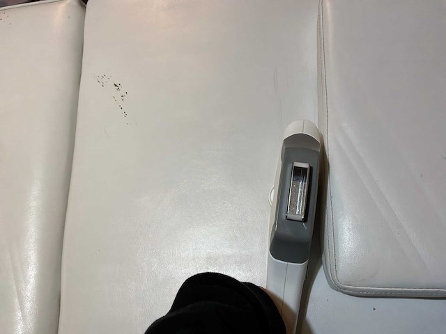 Alleen warmte / e-light laser pillor lichaamsverzorging - afbeelding 19 van  22