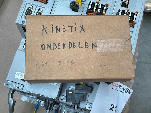 Allen-bradley kinetix 5700 servoaandrijfsysteem - afbeelding 4 van  5