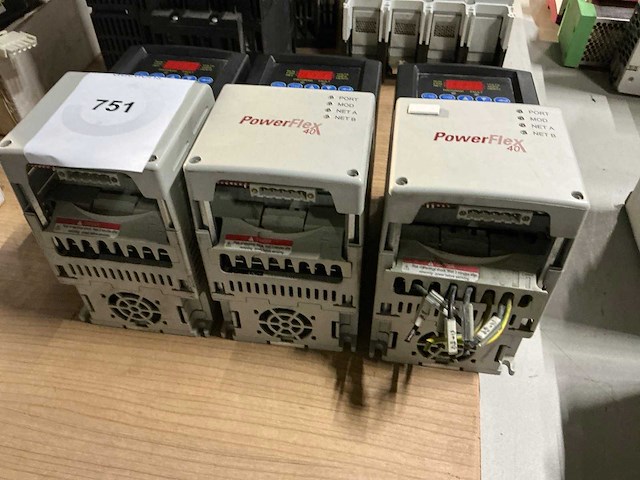 Allen bradley powerflex frequentieregelaar (3x) - afbeelding 4 van  4