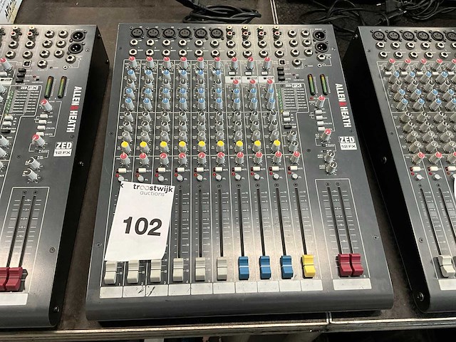 Allen & heath zed 12fx analoge mengtafel - afbeelding 1 van  2