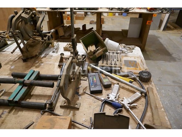 Allerhande divers werkgereedschap - afbeelding 5 van  10