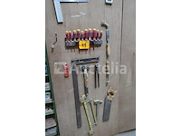 Allerhande divers werkgereedschap - afbeelding 9 van  10