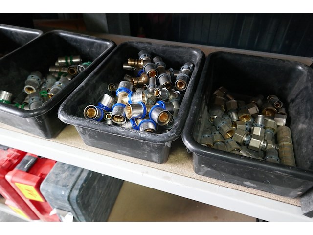 Allerhande koppelstukken - afbeelding 3 van  10