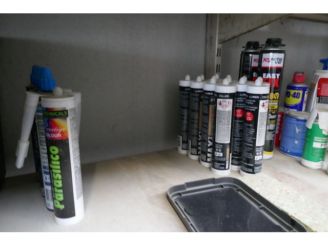 Allerhande lijmen en dergelijken - afbeelding 2 van  8
