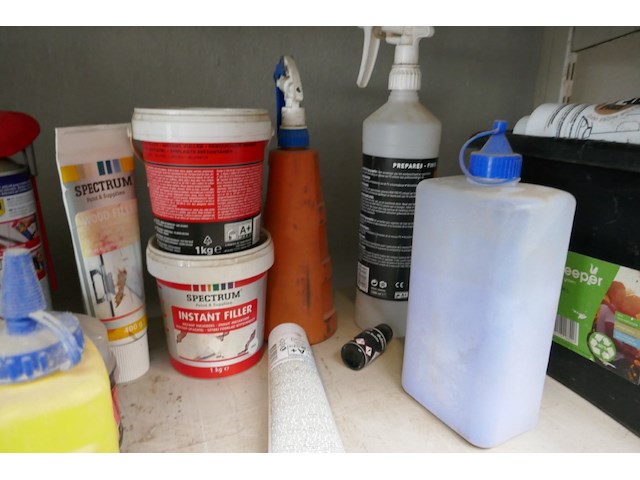Allerhande lijmen en dergelijken - afbeelding 4 van  8