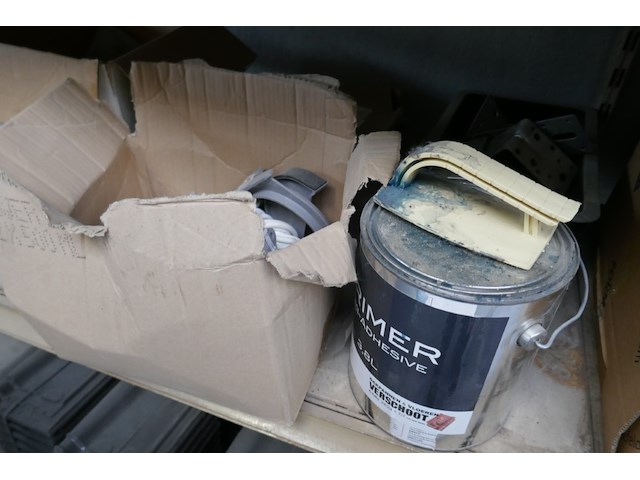 Allerhande metalen houtverbinders - afbeelding 2 van  7