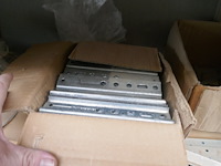 Allerhande metalen houtverbinders - afbeelding 6 van  7