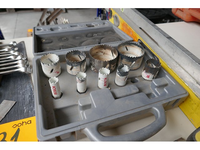 Allerhande werkgereedschap - afbeelding 2 van  6