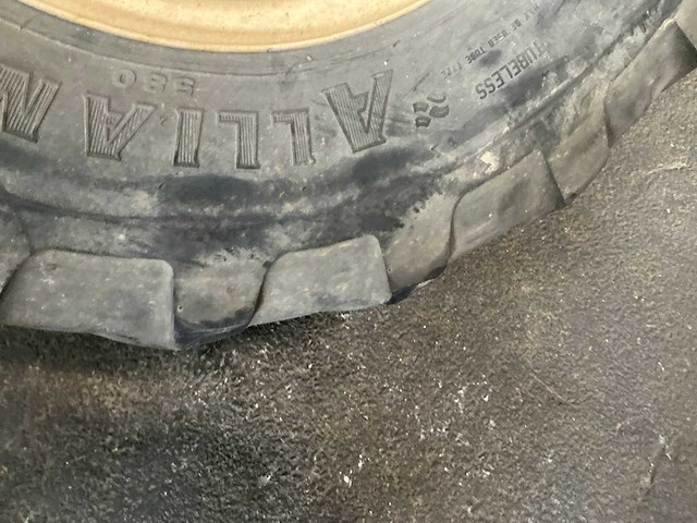 Alliance 380/75r20 landbouwband - afbeelding 2 van  3