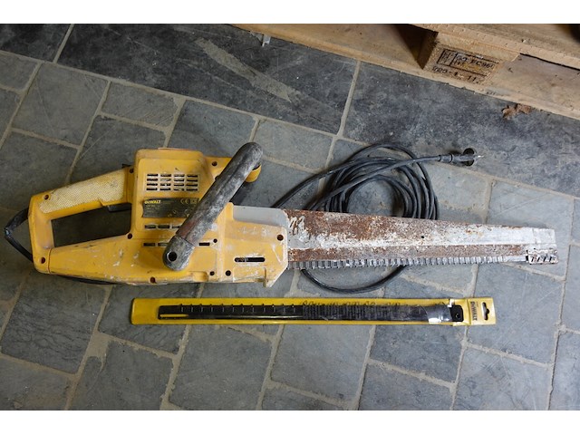 Alligatorzaag dewalt - afbeelding 1 van  3