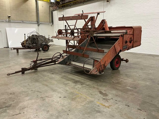 Allis-chalmers model 60 oldtimer getrokken pikdorser - afbeelding 1 van  14