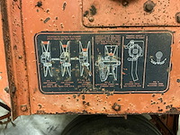 Allis-chalmers model 60 oldtimer getrokken pikdorser - afbeelding 6 van  14