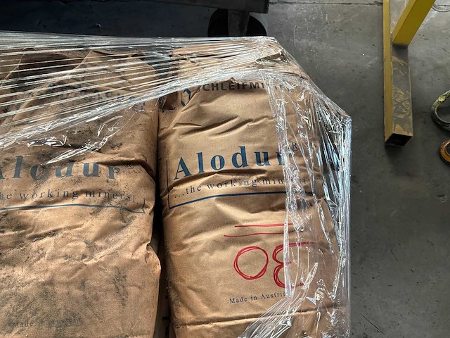 Alodur zakken straalzand (30x) - afbeelding 1 van  1