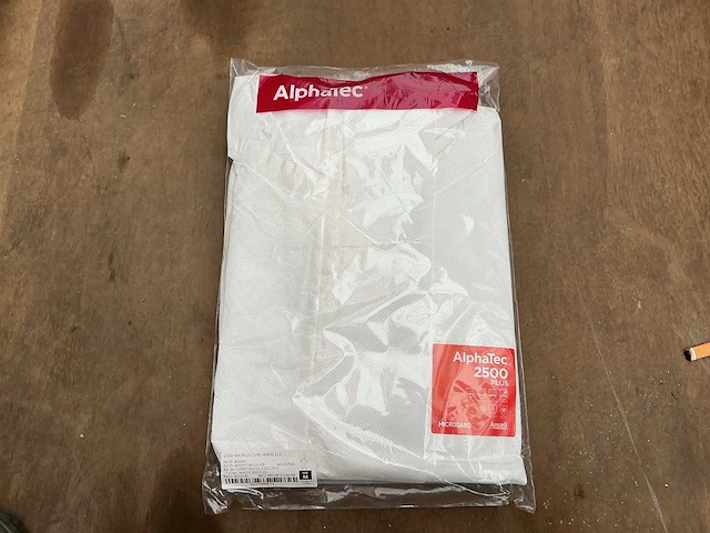 Alpatec 2500 plus wegwerp overall (40x) - afbeelding 1 van  4