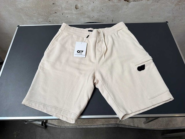 Alphatauri short - afbeelding 1 van  4