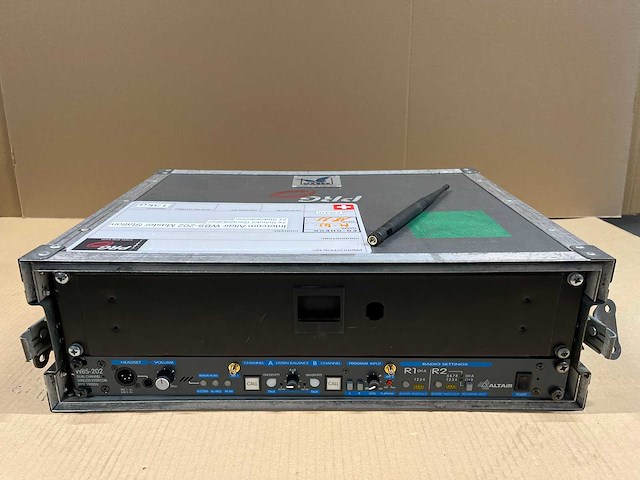 Altair wbs-202 dual channel wireless intercom rack - afbeelding 1 van  5