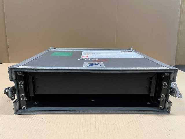 Altair wbs-202 dual channel wireless intercom rack - afbeelding 4 van  5