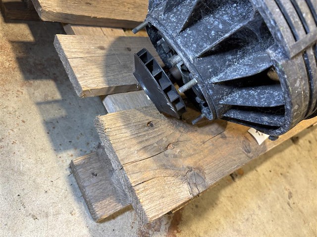 Alternator met ventilator porsche 964 - afbeelding 3 van  4