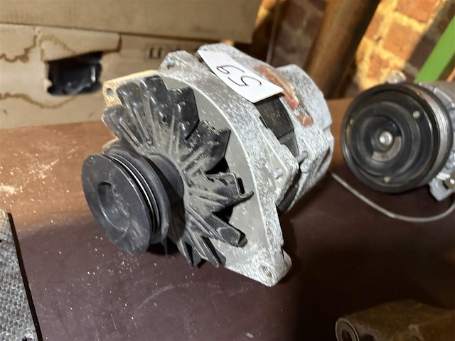 Alternator - afbeelding 3 van  3