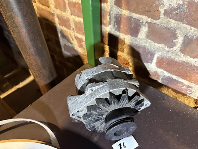 Alternator - afbeelding 2 van  3