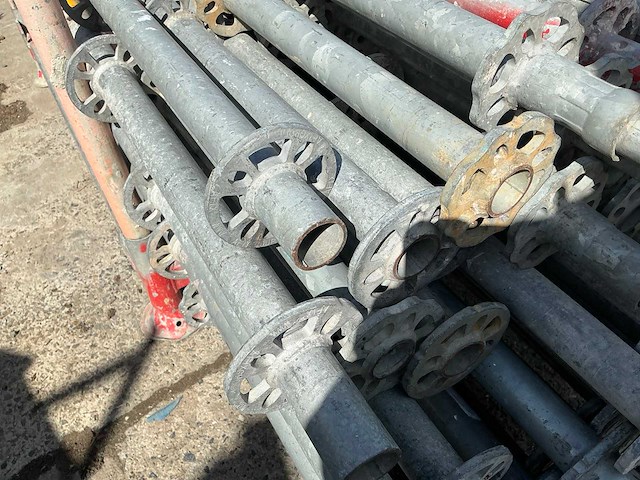 Altrad / afix / layer steiger staanders - afbeelding 6 van  6