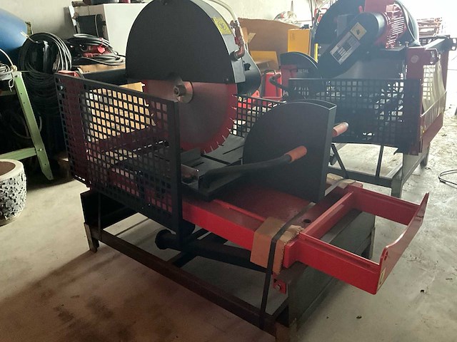 Altrad as 600 nieuwe tegelzaag - afbeelding 1 van  16