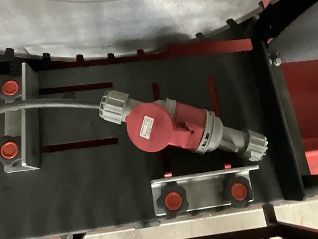 Altrad as 600 nieuwe tegelzaag - afbeelding 15 van  16