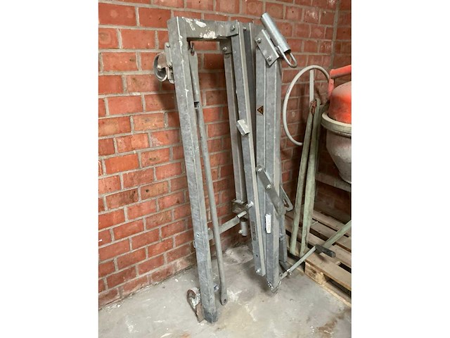 Altrad b150 betonmolen - afbeelding 5 van  6