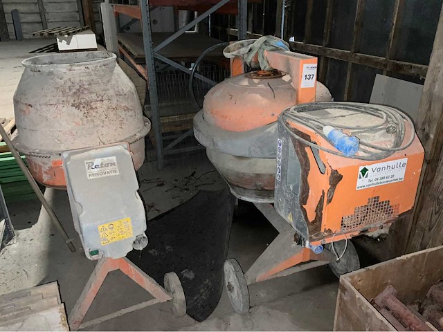 Altrad betonmixer (2x) - afbeelding 1 van  4