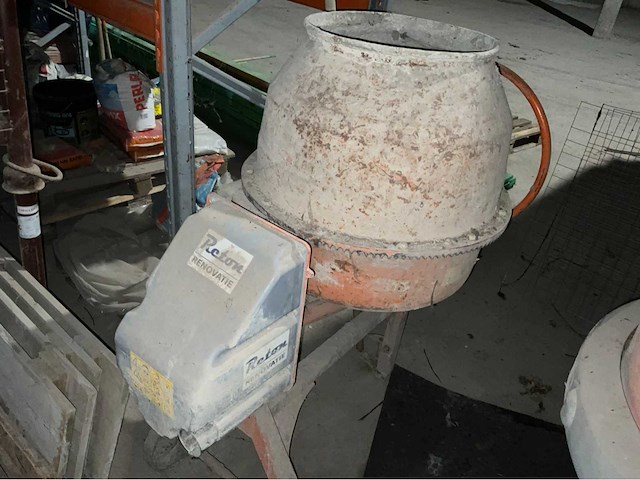 Altrad betonmixer (2x) - afbeelding 3 van  4