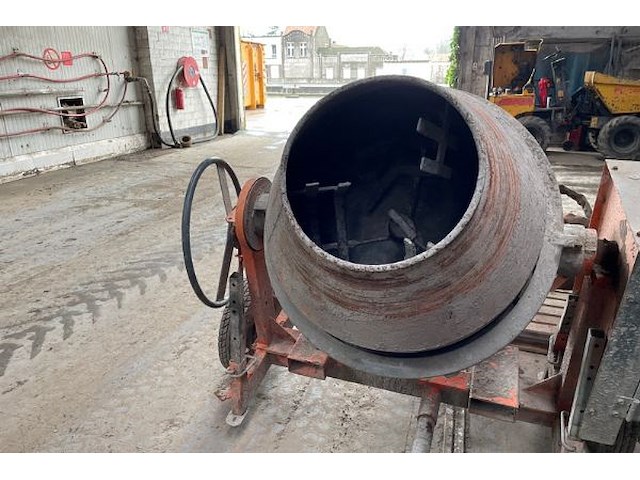 Altrad betonmolen elec - afbeelding 4 van  11