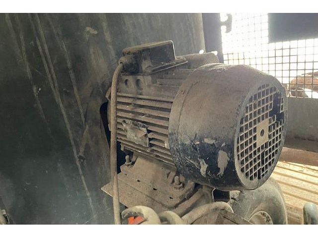 Altrad betonmolen elec - afbeelding 9 van  11