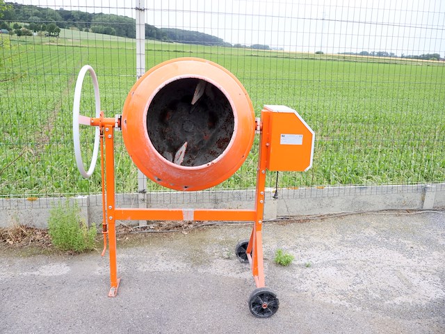 Altrad betonmolen - afbeelding 1 van  4
