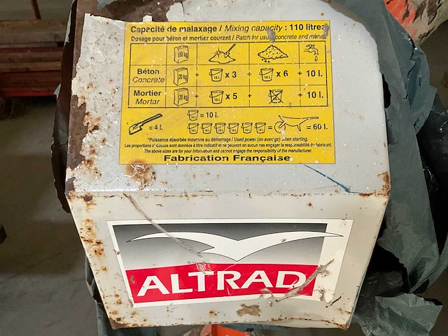 Altrad cementmolen - afbeelding 4 van  5