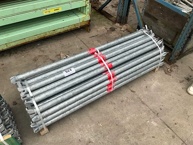 Altrad liggers voor stelling (35x) - afbeelding 1 van  3