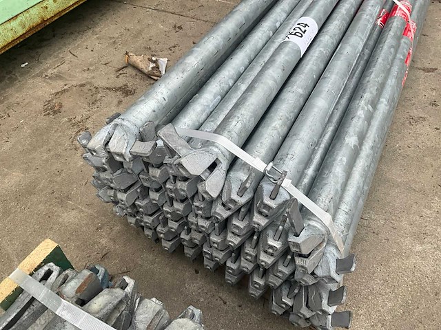 Altrad liggers voor stelling (35x) - afbeelding 3 van  3