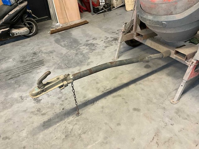 Altrad mobiele betonmolen - afbeelding 3 van  12