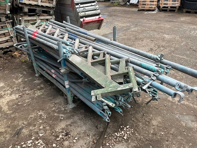 Altrad partij divers steigermateriaal - afbeelding 3 van  8