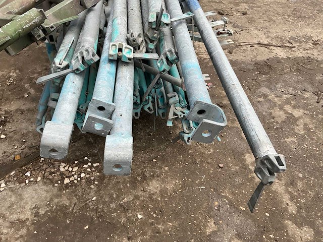 Altrad partij divers steigermateriaal - afbeelding 6 van  8