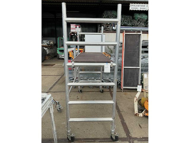 Altrad platform 185 mobiele rolsteiger belasting 200 kg/ m2 - afbeelding 2 van  4