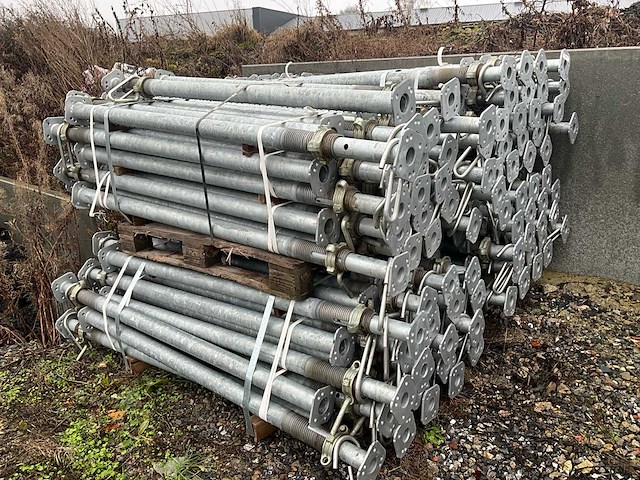 Altrad prop 3000kg nieuw (160x) - afbeelding 1 van  7