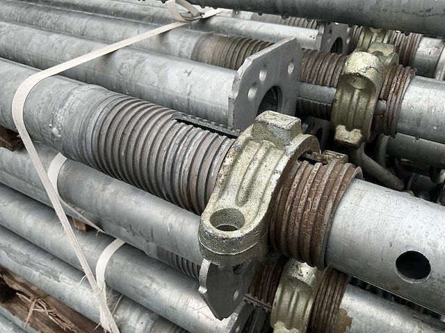 Altrad prop 3000kg nieuw (160x) - afbeelding 6 van  7