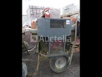 Altrad sleepbare benzinebetonmolen - afbeelding 1 van  5