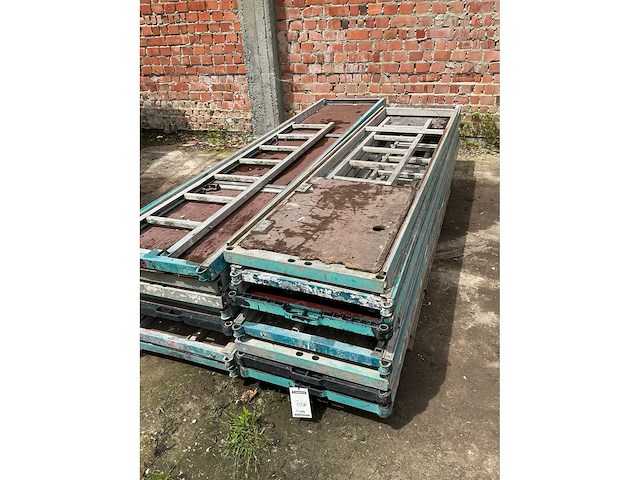 Altrad steigerplatform met ladder (16x) - afbeelding 4 van  7